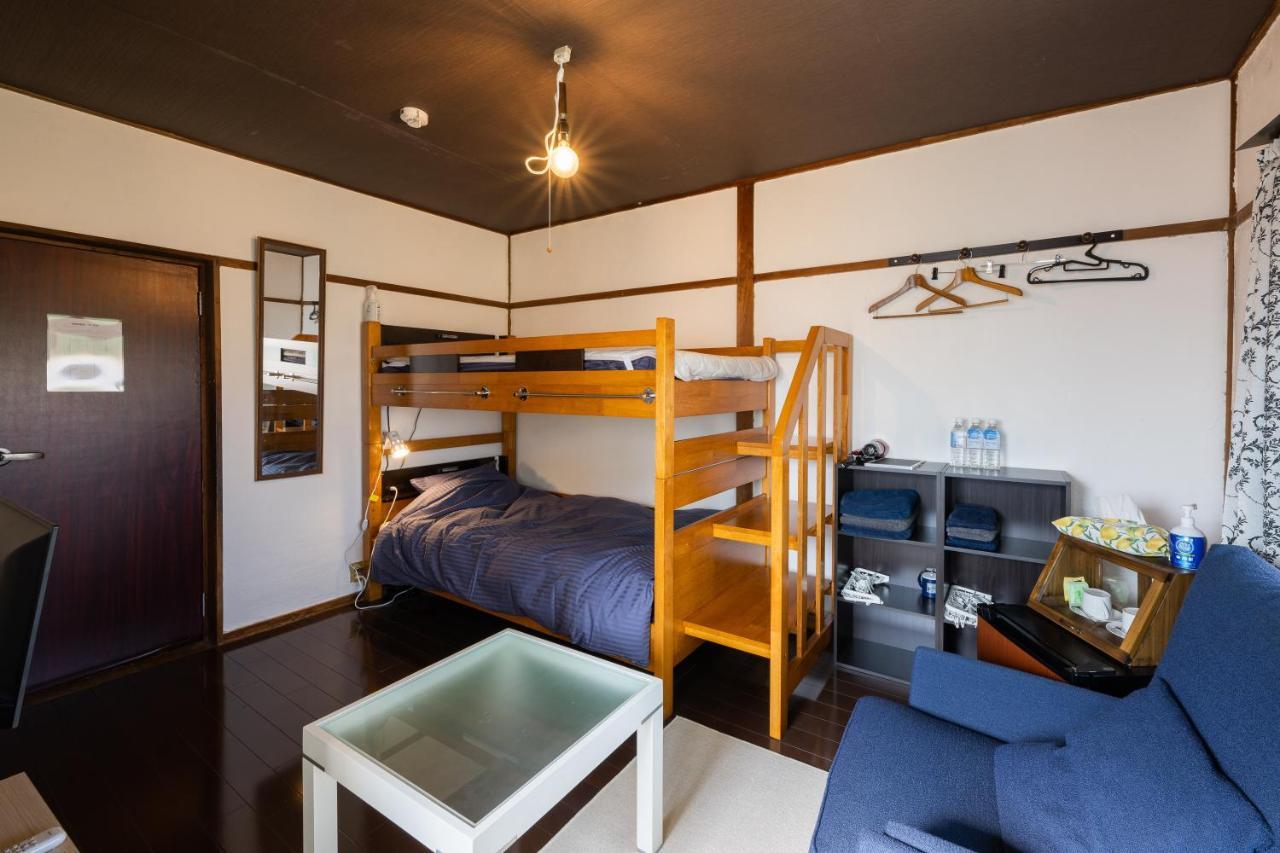 Hotel Bed&Cafe Onzo オンゾー Onomichi Esterno foto