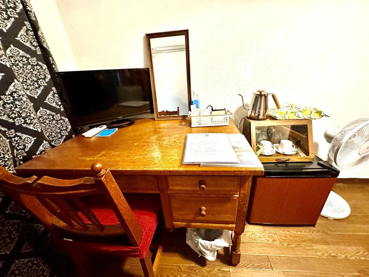 Hotel Bed&Cafe Onzo オンゾー Onomichi Esterno foto